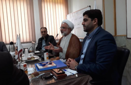 نشست صمیمی شورای ایثارگران شبکه بانکی جمعیت یادگاران اسوه های ایثار با حجت الاسلام والمسلمین جناب آقای ثقفی مشاور وزیراقتصاد و امور دارایی